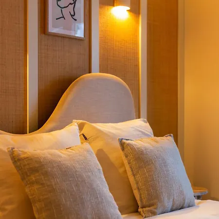 2 Pieces D'architecte Balcon Couvert Face Thermes Апартаменты *